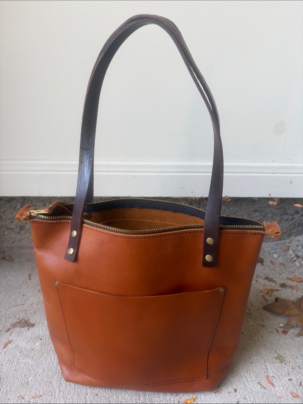 Portland Leather - oak colored shoulder bag